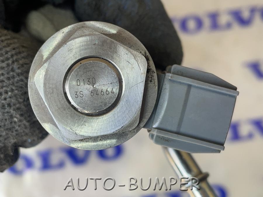 Volvo XC90 2014- Рампа топливная 31303612